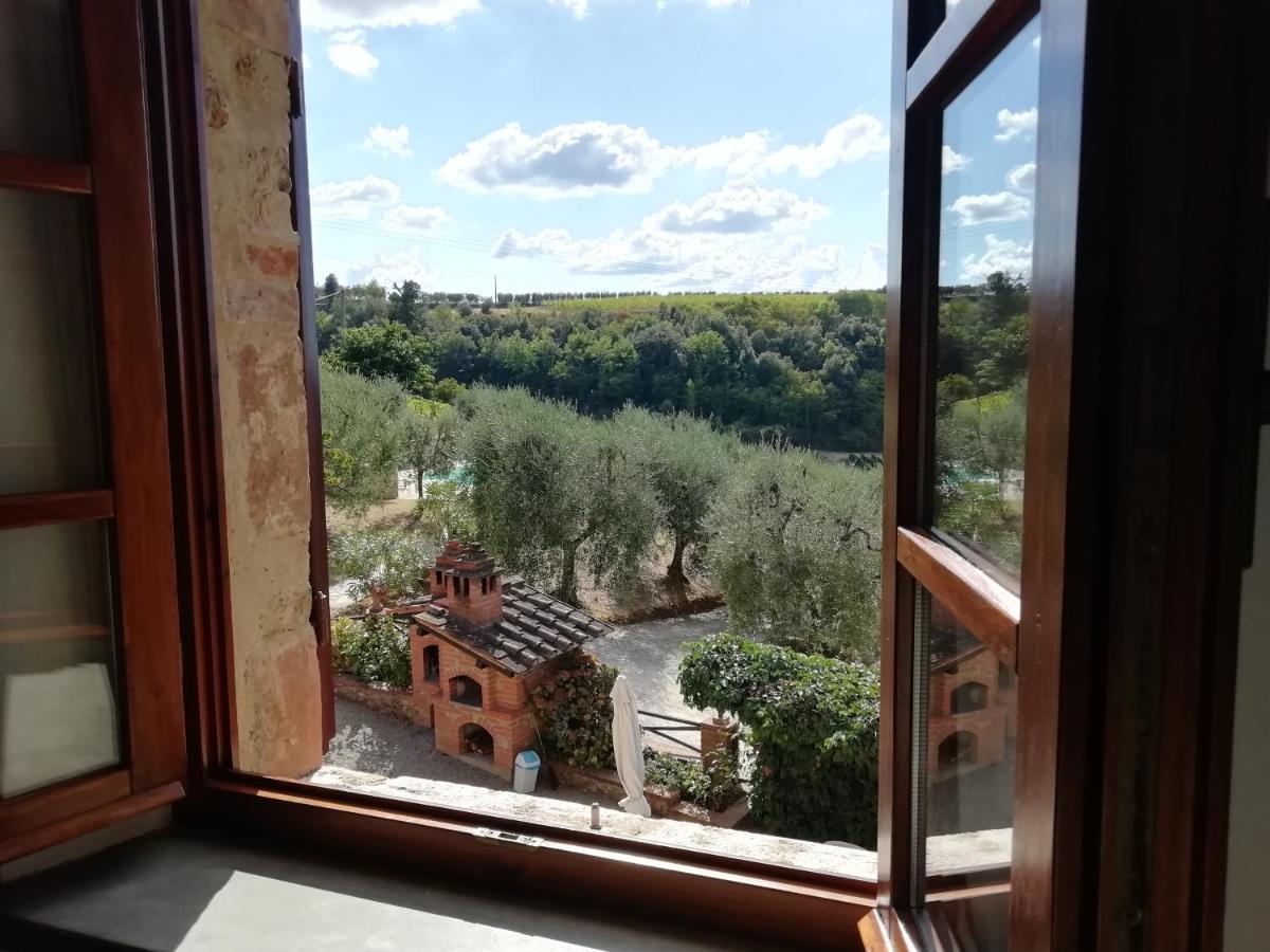Апартаменты Poggio Massiccioli Поджибонси Экстерьер фото